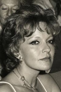 Lisa Gastoni