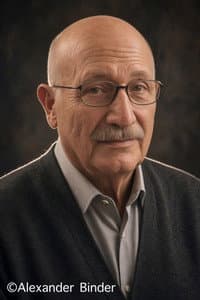 Dr Peter Stiegnitz