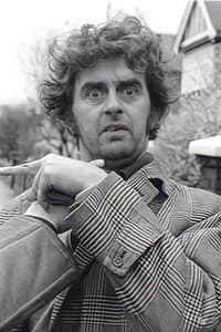 Ian MacNaughton