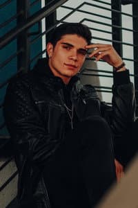Drew Lopez