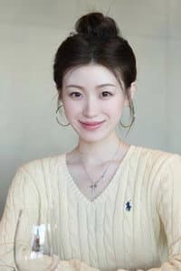 贾月瑶