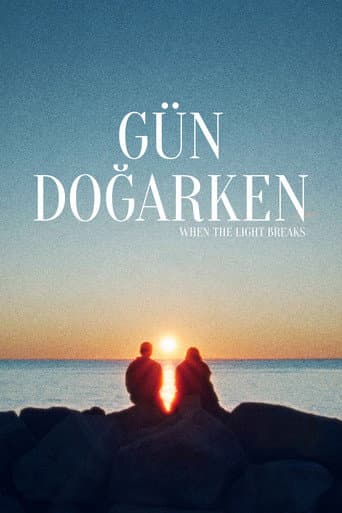Gün Doğarken afişi