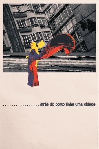 Atrás do porto tinha uma cidade