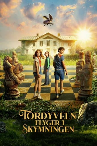 Tordyveln flyger i skymningen afişi