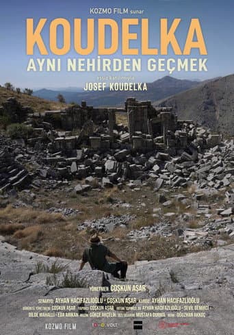 Koudelka Aynı Nehirden Geçmek afişi