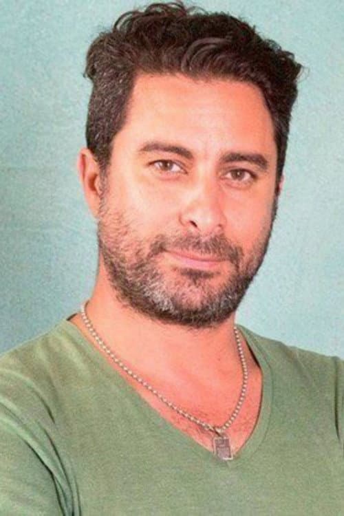 Hadi Becuri