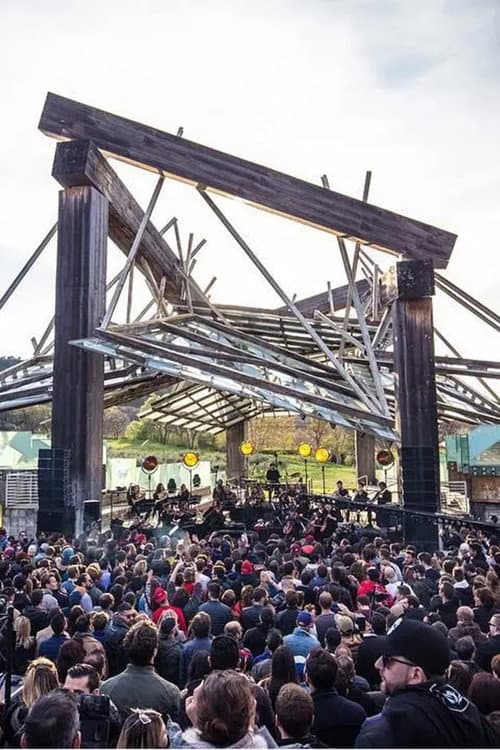 Worakls Orchestra en concert au Château La Coste, en France, pour Cercle. afişi