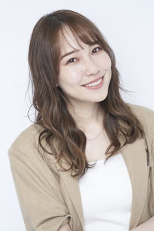 初美メアリ