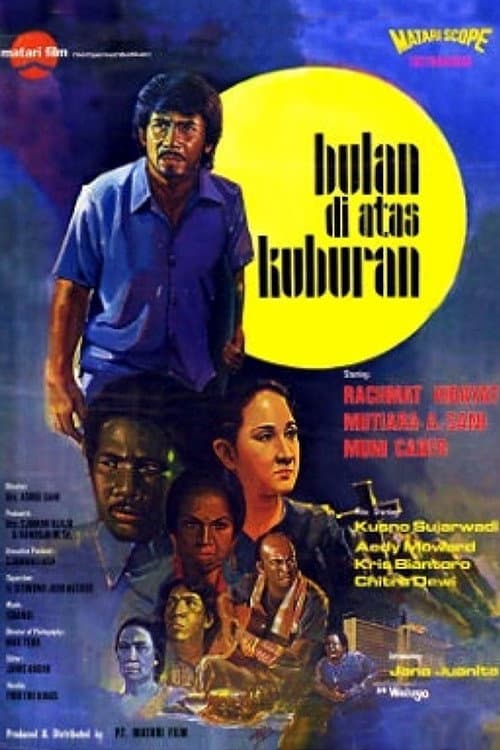 Bulan di Atas Kuburan afişi
