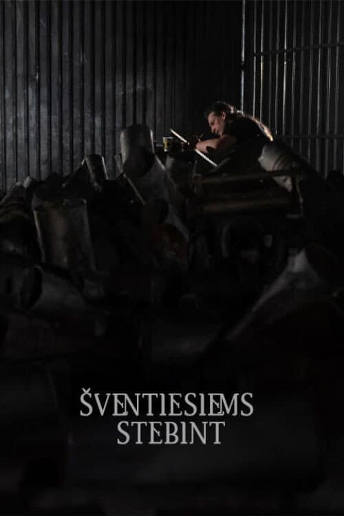 Šventiesiems stebint afişi