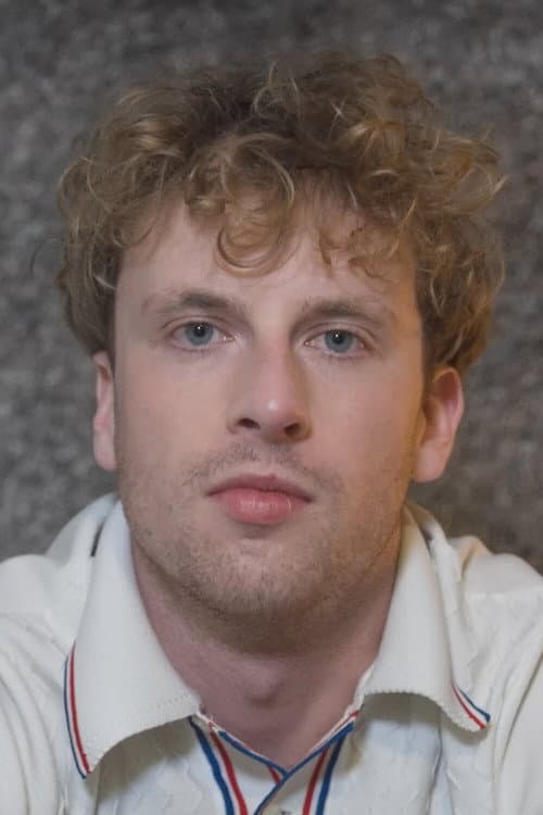 Oliver Scott