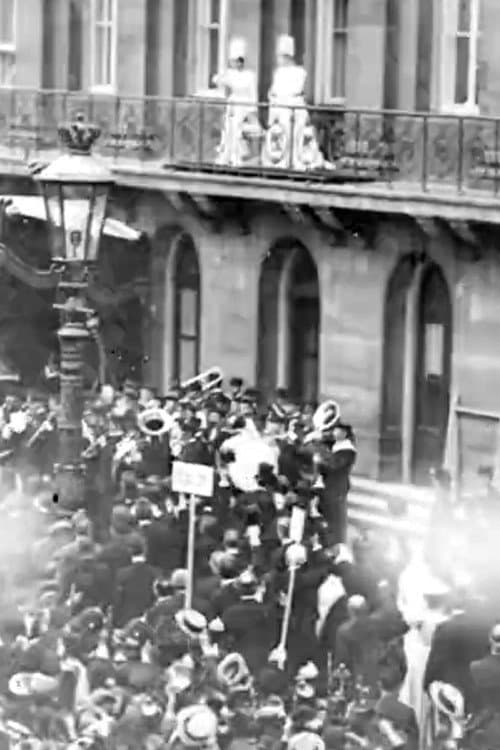 The Queen and the Queen Mother on the Palace Balcony Responding to the Call of the Populace (Coronation of Wilhelmina) afişi