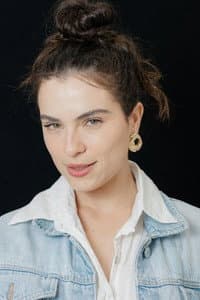 Isabela Melo