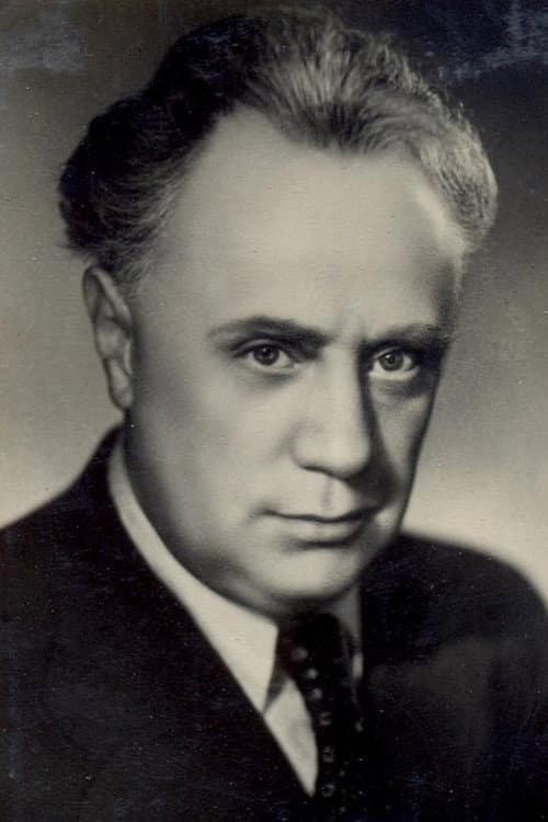 Михаил Жаров