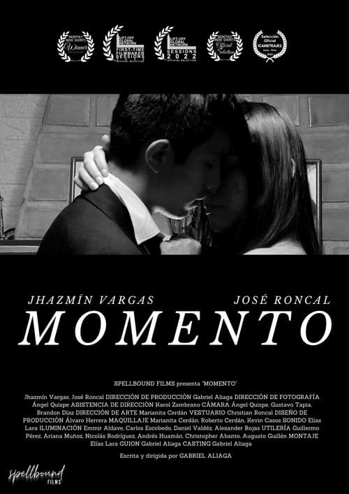 Momento afişi