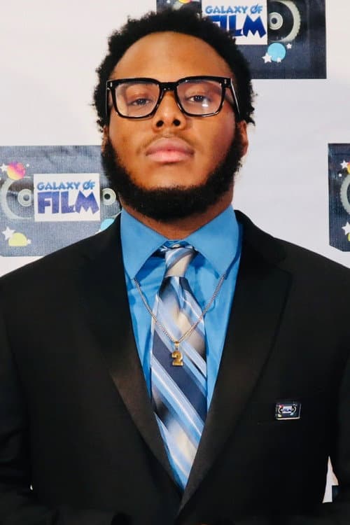 Dakari Holder